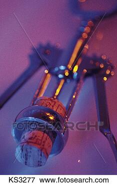 Picture - idee fixes, alcohol, 
appliance, beverages, 
cooking, cork. 
fotosearch - search 
stock photos, 
pictures, images, 
and photo clipart