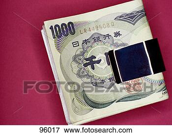 japanese-yen-money_~96017.jpg
