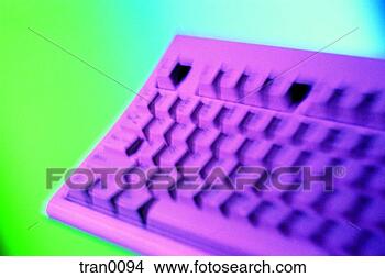 Banco de Imagem - computador,   
computador,   
teclado,   computando, 
  dados,   dados. 
fotosearch - busca 
de fotos, imagens 
e clipart