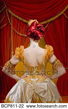 rear-view-woman_~BCP811-22.jpg